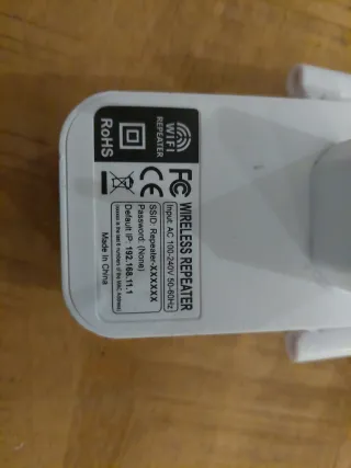 Repetidor WiFi 4 euros Unidad