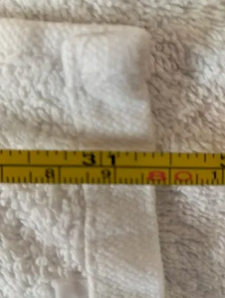 2 Toallas Blancas (1 Grande, 1 Pequeña) algodón