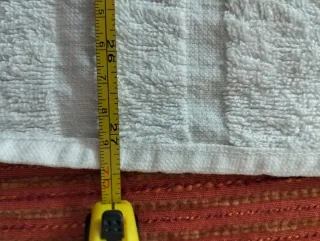 2 Toallas Blancas (1 Grande, 1 Pequeña) algodón