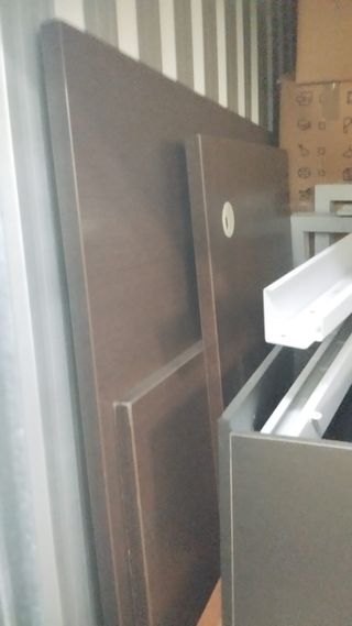 Mesa auxiliar oficina con cajonera