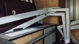 Mesa auxiliar oficina con cajonera