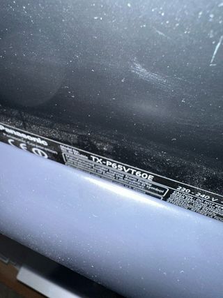 Panasonic TX-P65VT60E. Pantalla Rota en traslado.