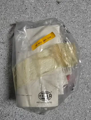 Spoiler Trasero Hella Mercedes-Benz W124