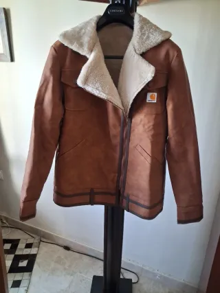 Cazadora Carhartt tipo piel forrada