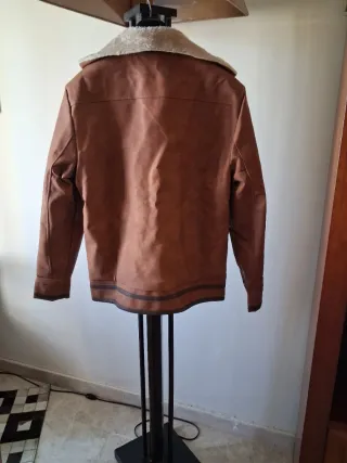 Cazadora Carhartt tipo piel forrada