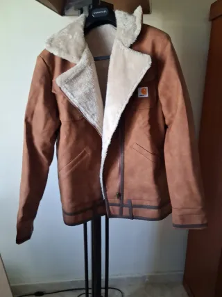 Cazadora Carhartt tipo piel forrada