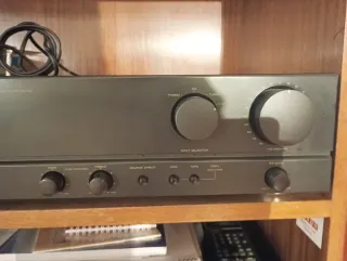 Amplificador Marantz PM-34 Negro