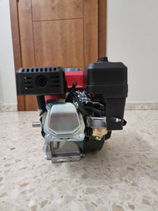 Motor 4 tiempos 7,5 caballos de fuerza 212cc