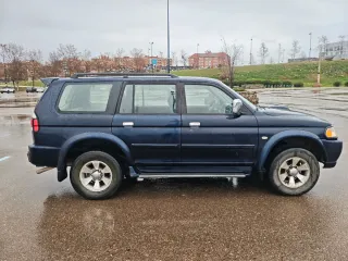 Mitsubishi Montero 2004