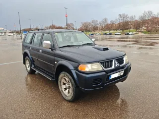 Mitsubishi Montero 2004
