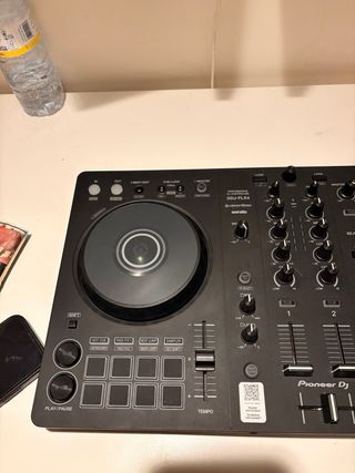 Controlador DJ Pioneer DDJ-FLX4