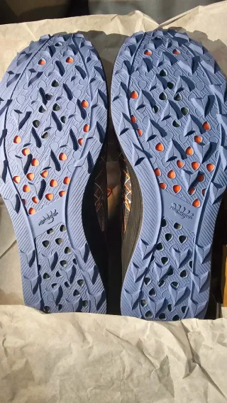 Zapatillas Asics Trail Running Talla 46