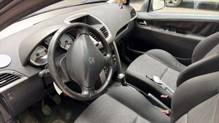 Peugeot 207 2007
