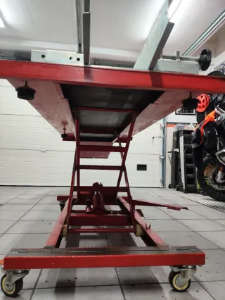 Elevador de motos banco de trabajo