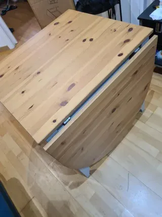 Mesa Abatible de Pino