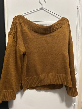 Jersey marrón escote barco
