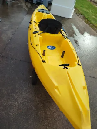 Kayak de pesca amarillo prowlwr 13