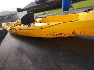 Kayak de pesca amarillo prowlwr 13