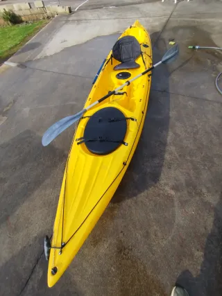 Kayak de pesca amarillo prowlwr 13