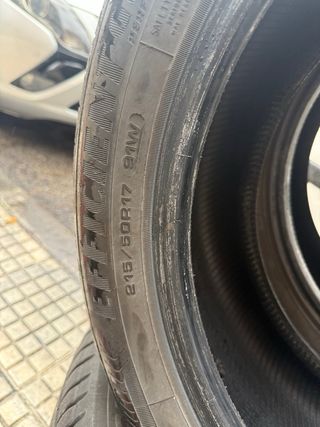 Neumáticos Goodyear 215/50/17 91W