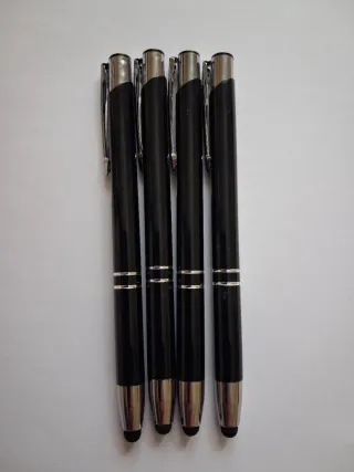 4 Elegantes Bolígrafos de metal. Tinta color azul