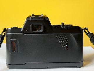 Nikon F-401S Cámara Analógica Negra