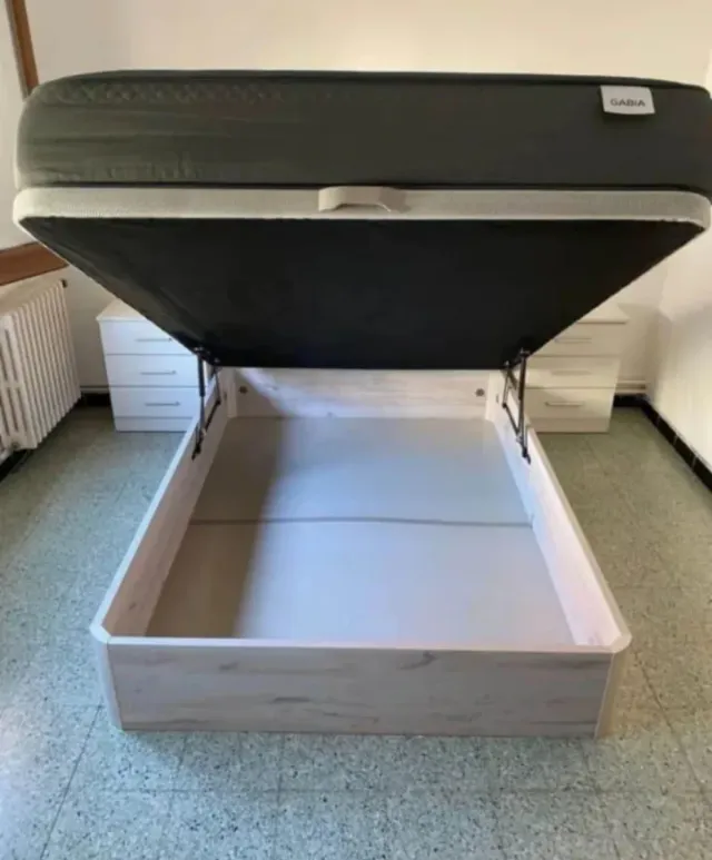 Canapés, colchones,somieres, base, cabezales