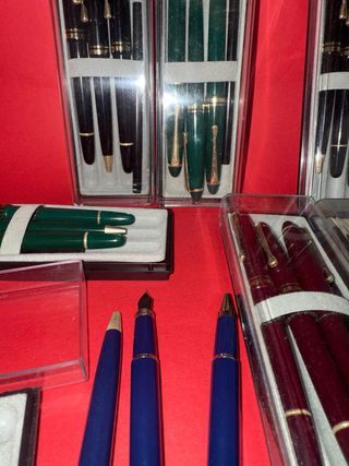 Lotto 132 penne: 88 penne e 44 stilografiche