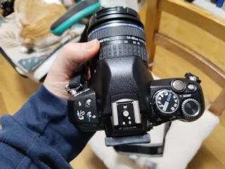 Olympus E-410 Cámara Digital