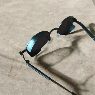 Gafas de sol redondas negras