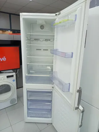 Nevera combi Beko 2m x 60cm