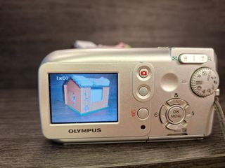 Cámara Digital Olympus D-545 Zoom 4MP