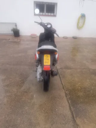 Beta Scooter Roja y Plata con ITV y Papeles