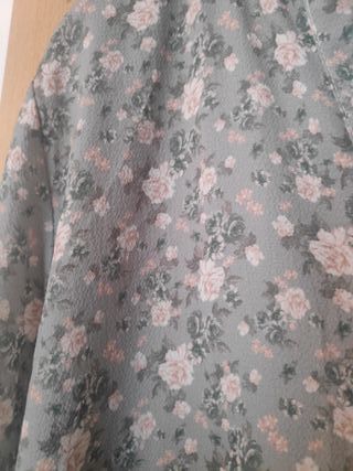 Vestido verde estampado flores talla única