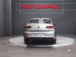 Volkswagen Passat Executive 1.6 TDI 88kW (120CV) DSG