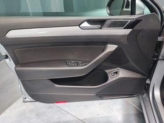 Volkswagen Passat Executive 1.6 TDI 88kW (120CV) DSG