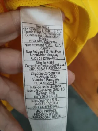 Camiseta vintage Nike Brasil M Manga Larga