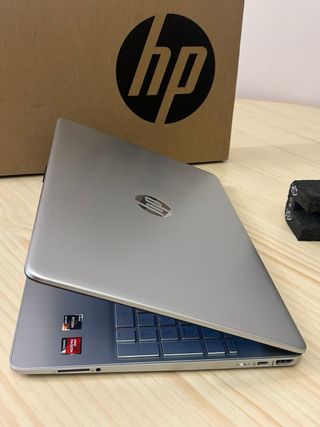 Portátil HP Plata y Negro