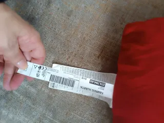 Cojín Corazón con Brazos IKEA Rojo