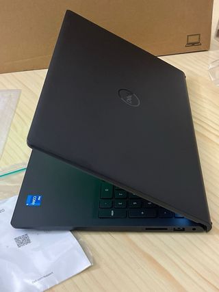 Portátil Dell Inspiron 15 3520 Intel i5 512GB FHD