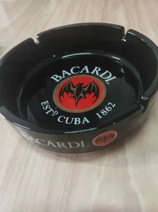 Cenicero Bacardi Vintage