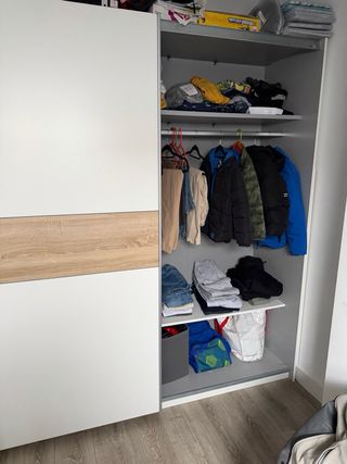 Armario puertas correderas 220x210