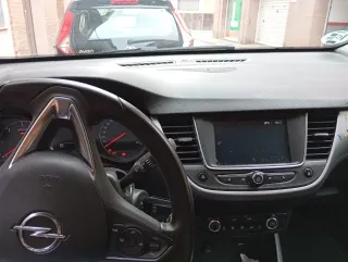 Opel Crossland X 2017