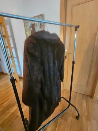 Abrigo piel castor marrón