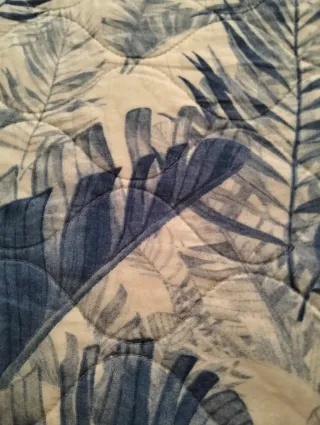 Colcha bouti hojas tropicales