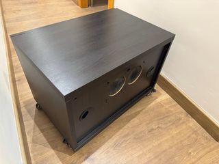 Mueble IKEA BESTÅ Insonorizado Discos/NAS