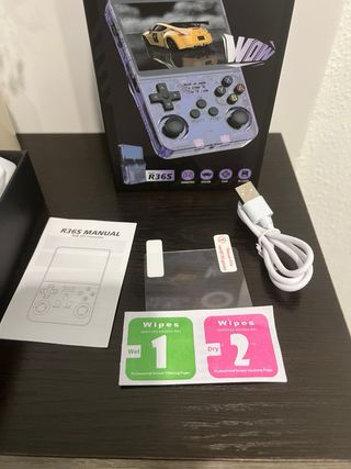 Consola Retro Portátil R36S Blanca