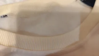 Sudadera beige y marrón