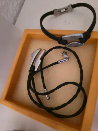 Lote Lotus viceroy: Reloj, Pulsera y Colgante