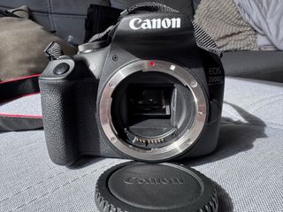 Canon EOS 2000D Cámara Digital